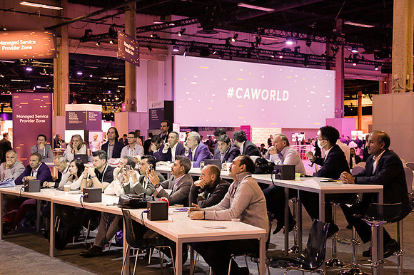 show-floor-seminar