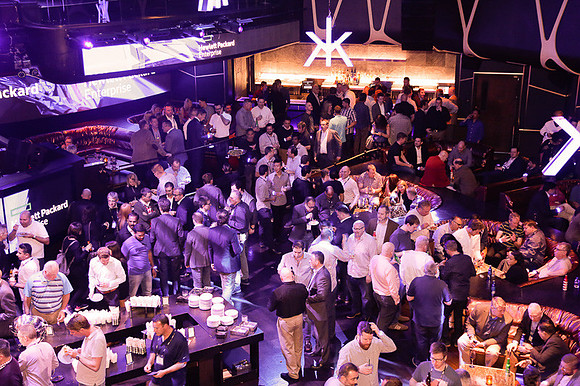 networking-at-party