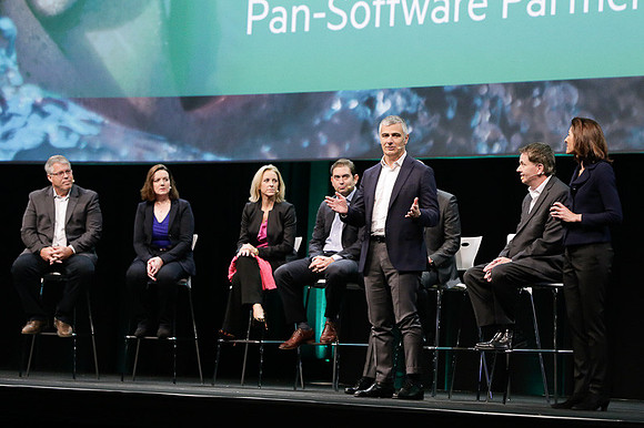 panel-discussion